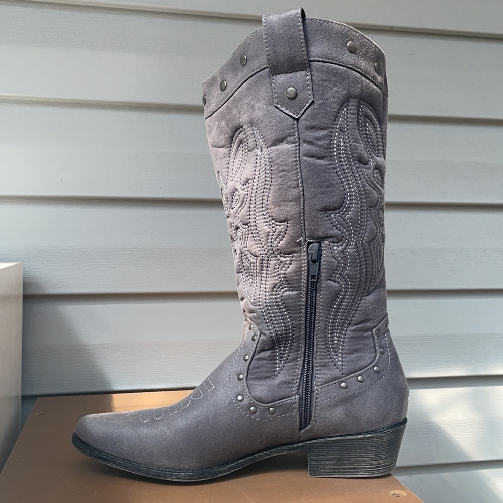 JUSTFAB Dolley gray boots. Size 6,5. - Picture 7 of 10